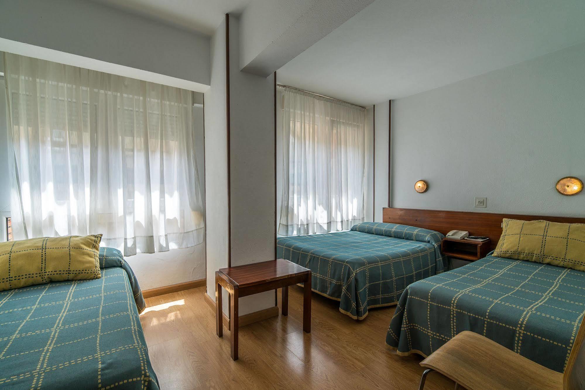 Hostal Liebana Santander Dış mekan fotoğraf